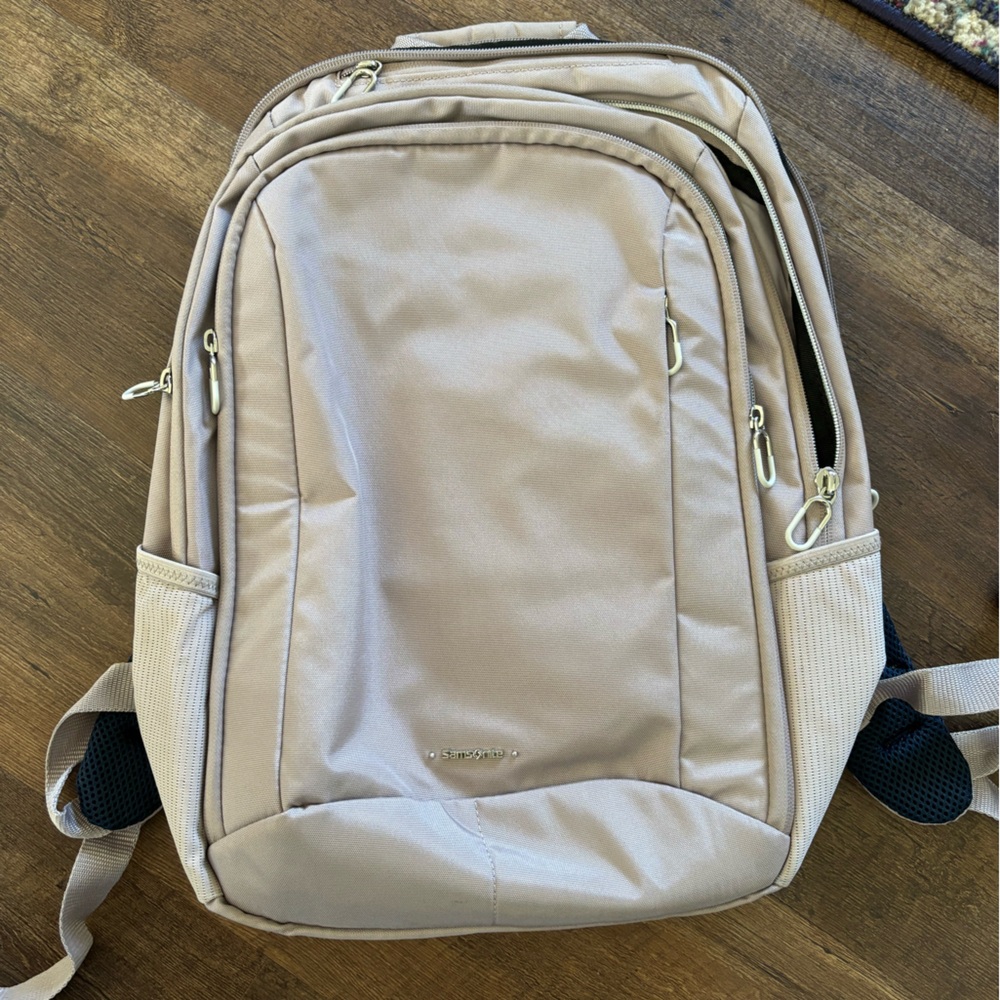 Lavender Samsonite backpack